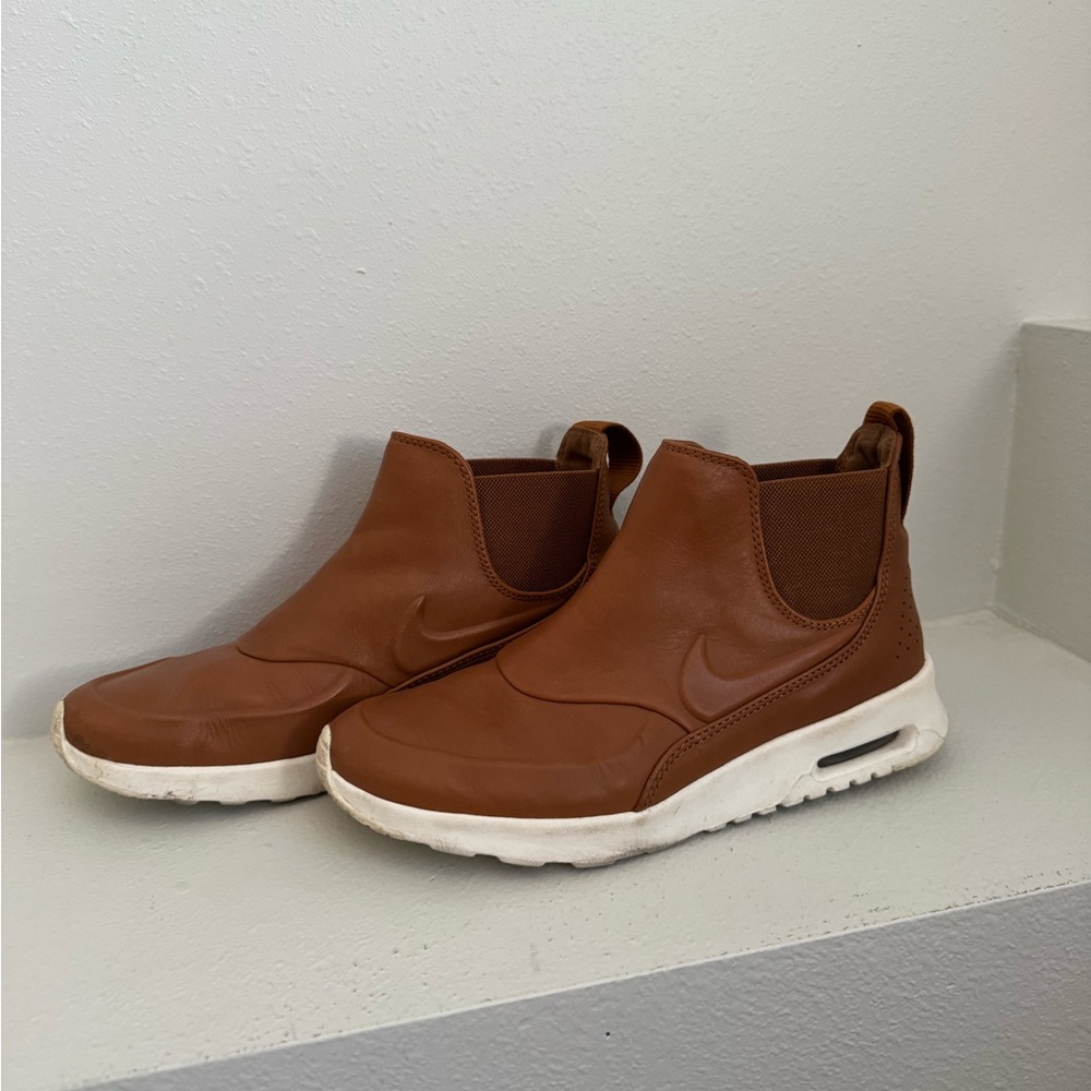 Nike Women’s Brown Slip-On Sneakers